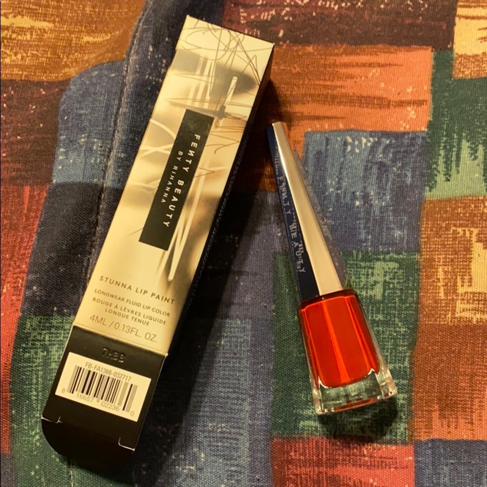 BNIB Fenty Beauty Stunna Lip Paint in Uncensored